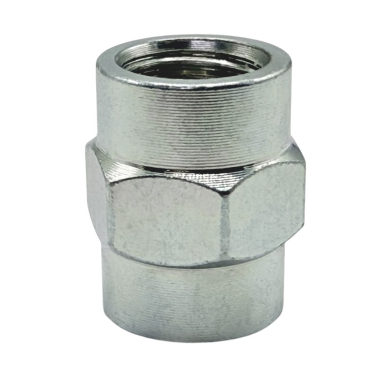 Переходник гайка 1/4"- гайка 1/4"