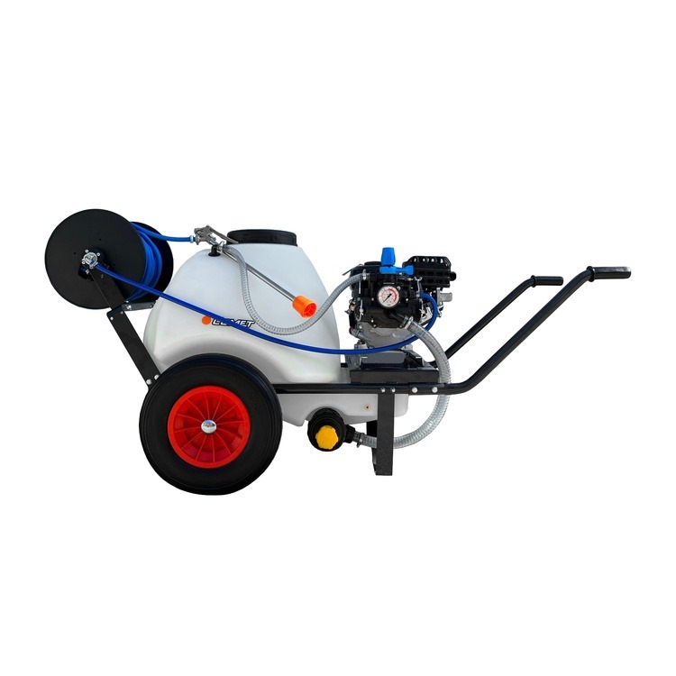 Бензиновый опрыскиватель на колесах Comet 120 GX200