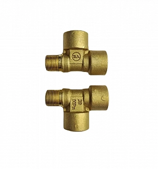 Тройник гайка 3/8"; гайка 1/4"; штуцер 3/8" Bsp